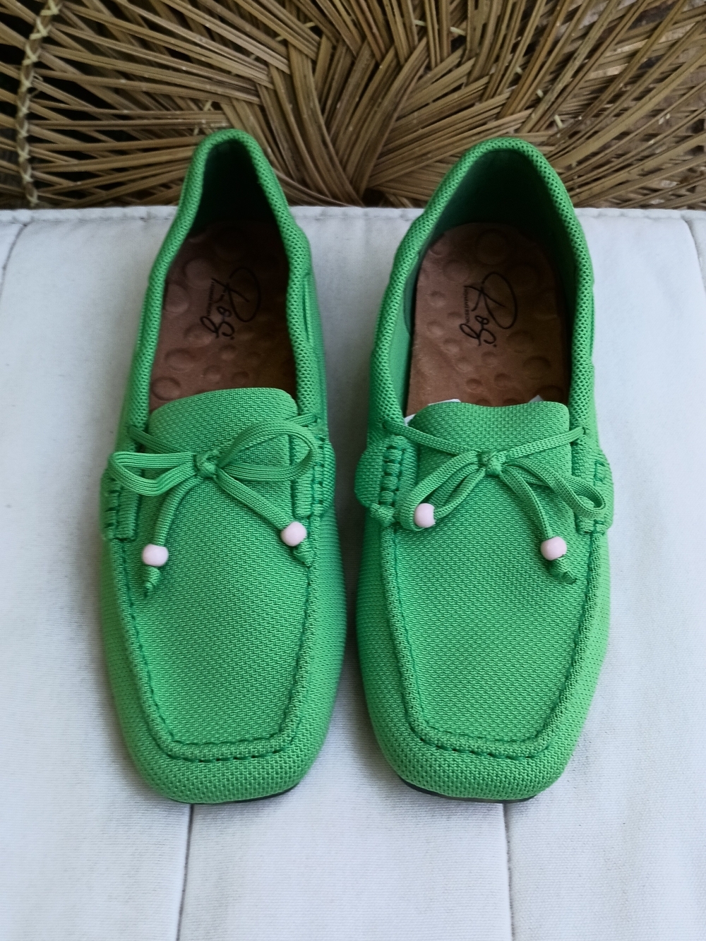Ros Hommerson Green Slip-On Moccasin Loafers with Bow Accent_11W